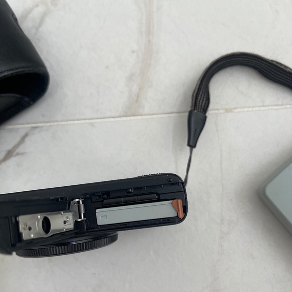 Canon PowerShot S95 Digital Camera Vintage Black ~Mint Condition~ - Picture 6 of 12